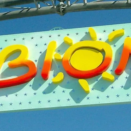 Precious In With Swimming Pool ビビオーネ